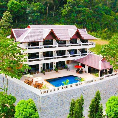 Aksarai Hotel Patong Ngoại thất bức ảnh