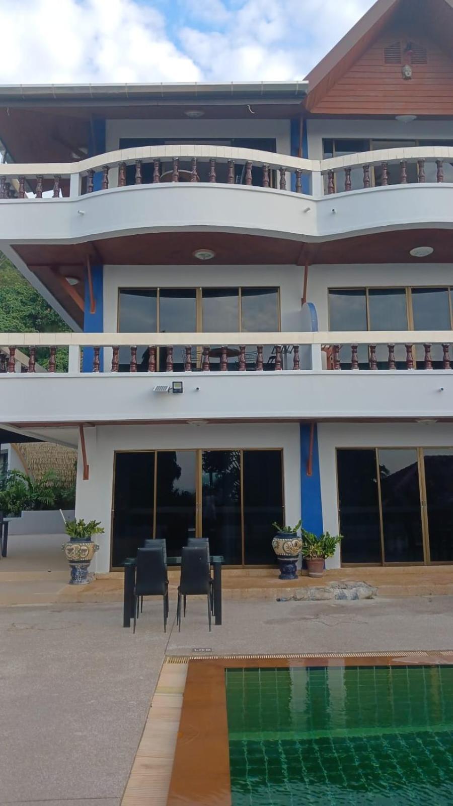 Aksarai Hotel Patong Ngoại thất bức ảnh