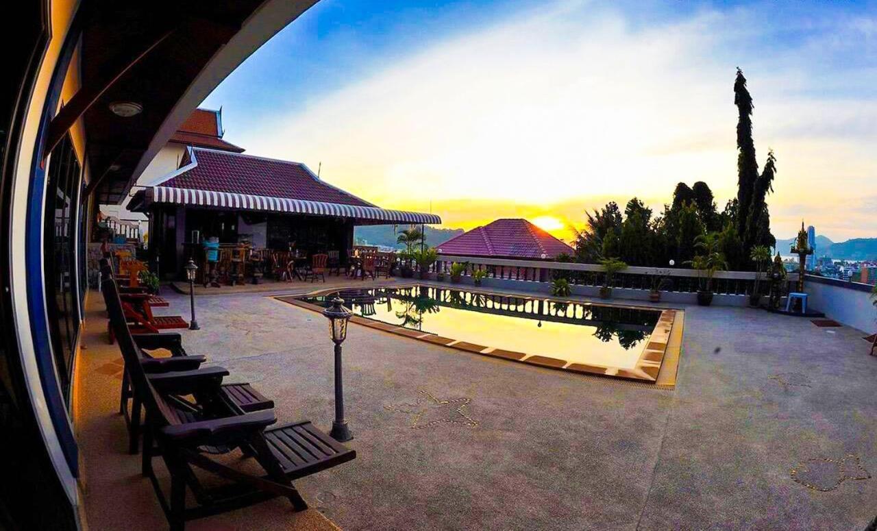 Aksarai Hotel Patong Ngoại thất bức ảnh