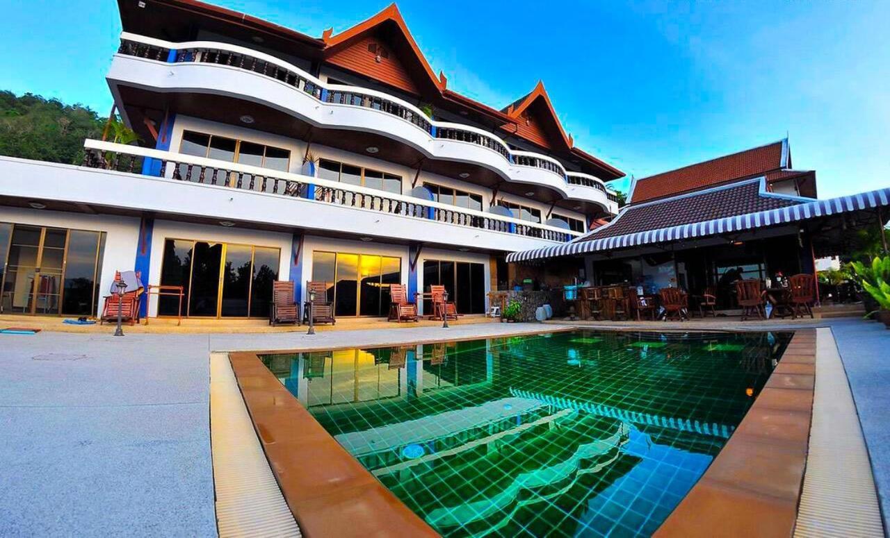 Aksarai Hotel Patong Ngoại thất bức ảnh
